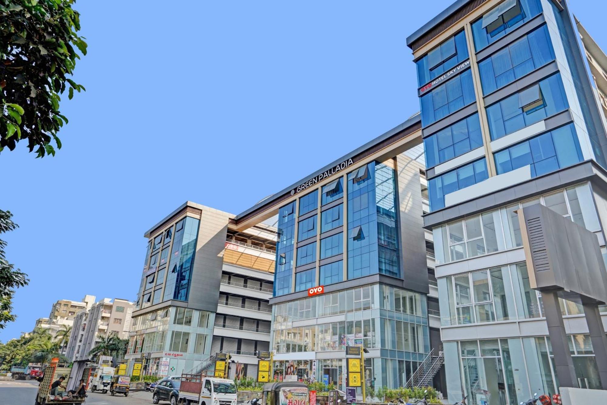 Hotel O Sky View Σουράτ Εξωτερικό φωτογραφία